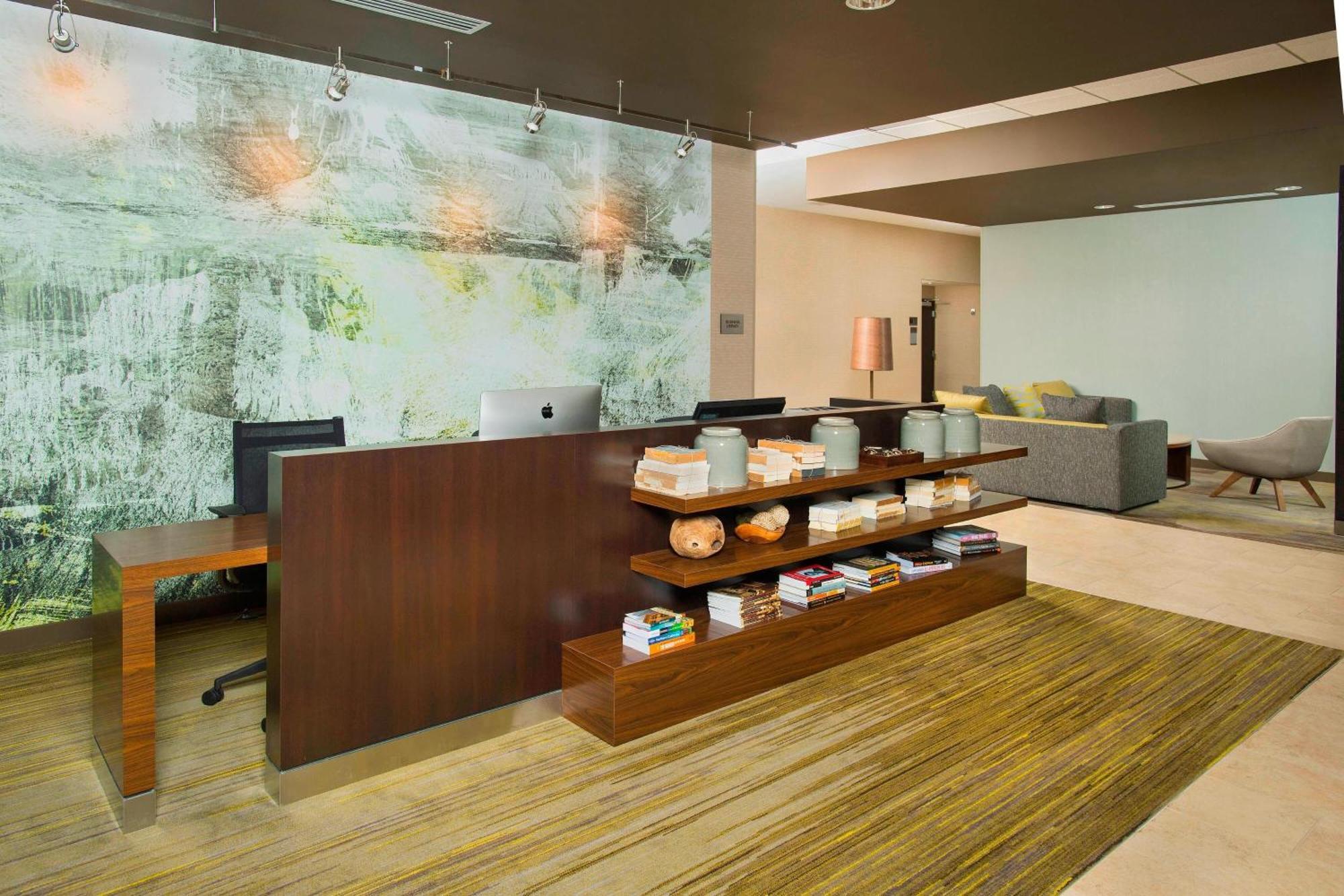 Courtyard By Marriott Redwood City Exterior photo